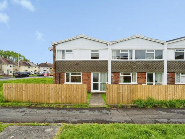 House for sale in Tyrfran, Felinfoel