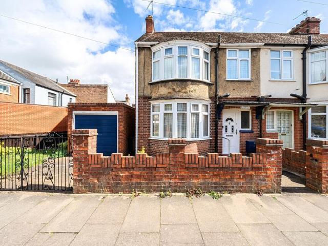 House for sale in Dunstable, Bedfordshire