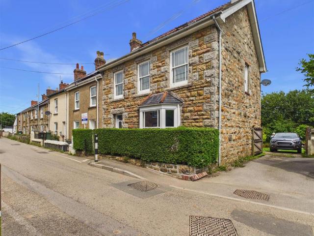 House for sale in Goldsithney, Cornwall