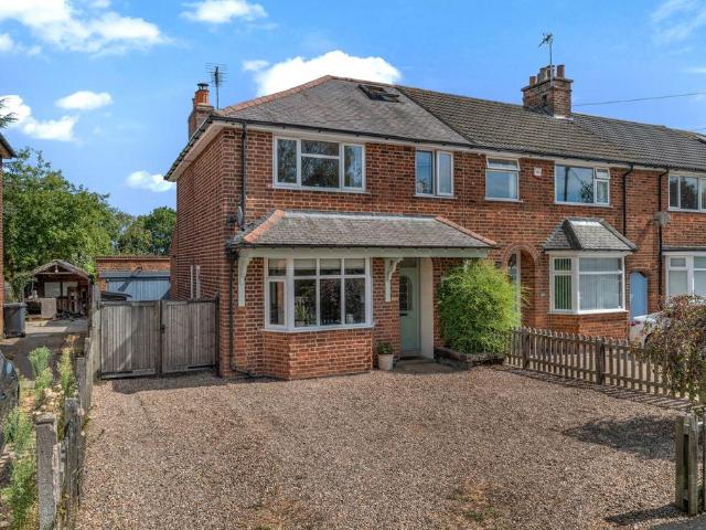 House for sale in Elmfield, Leicestershire