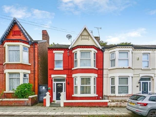 House for sale in Stoneycroft, Calderstones