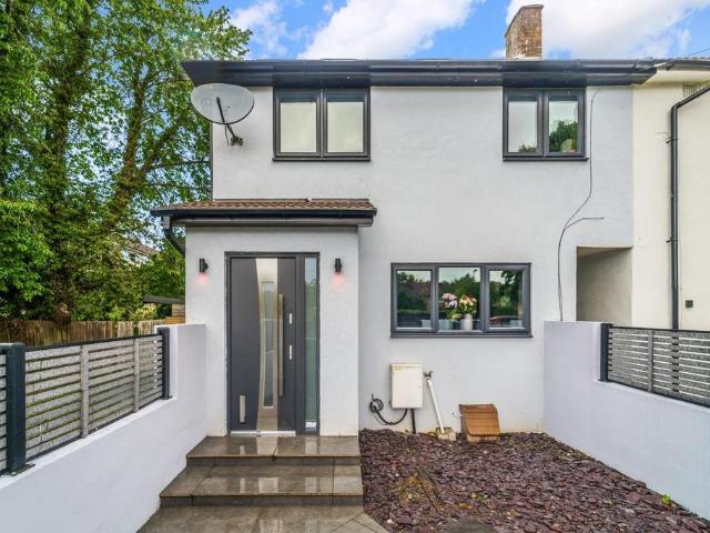 House for sale in Red Hill, Surrey