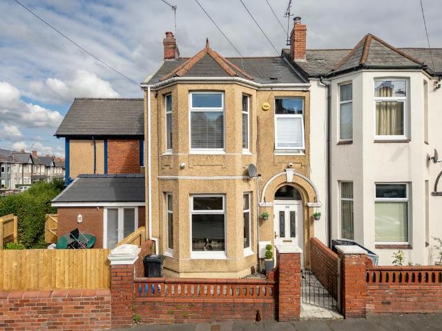 House for sale in Allt-yr-yn, Wales