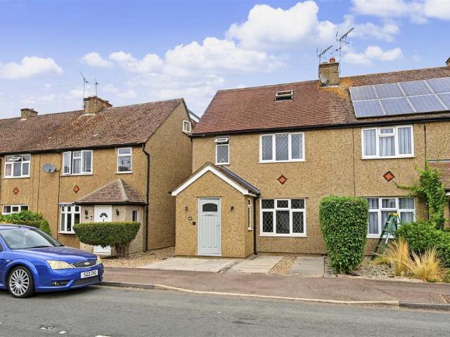 House for sale in Five Acres, Hertfordshire