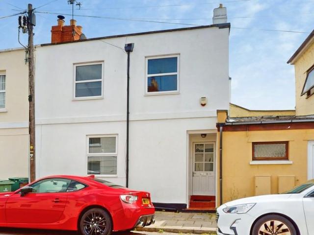 House for sale in Golden Valley, Gloucestershire