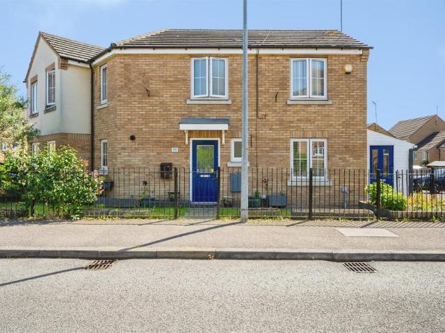 House for sale in Leighton-Linslade, Leighton Buzzard