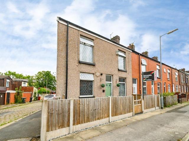 House for sale in Lee Bank, Greater Manchester