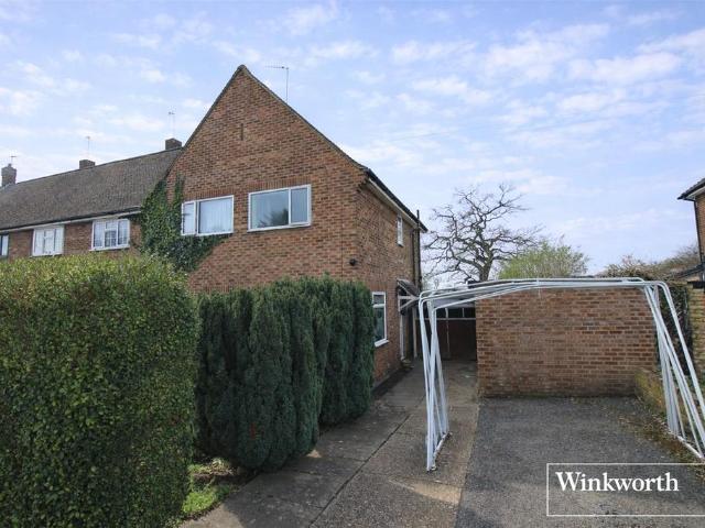 House for sale in Elstree and Borehamwood, Borehamwood
