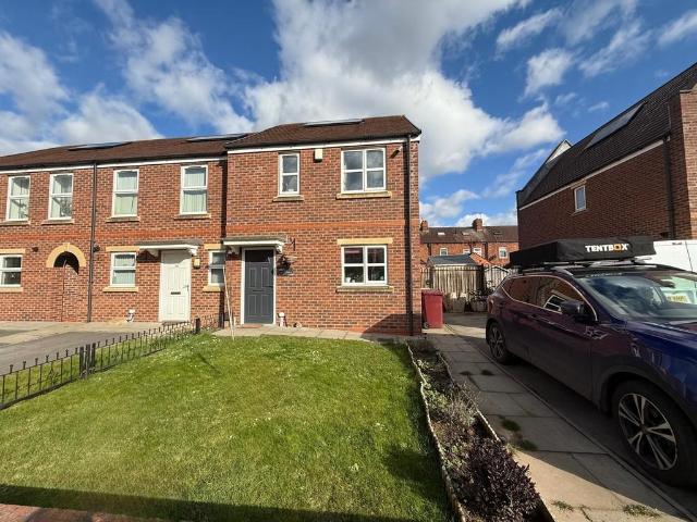 House for sale in Elmton, East Midlands