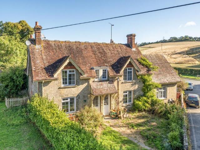 House for sale in Littlecote, West Sussex