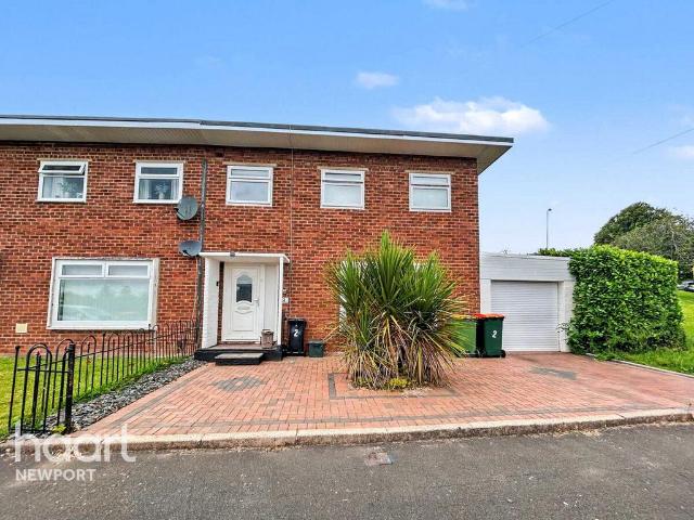 House for sale in Maesglas, Wales