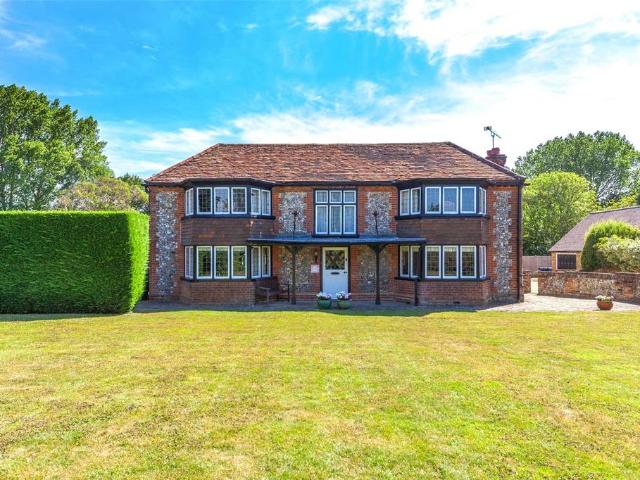 House for sale in Piddington and Wheeler End, Lane End