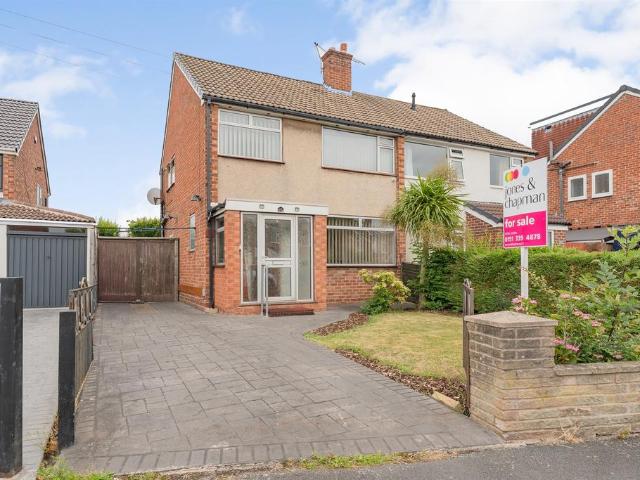 House for sale in Rossmore, Cheshire