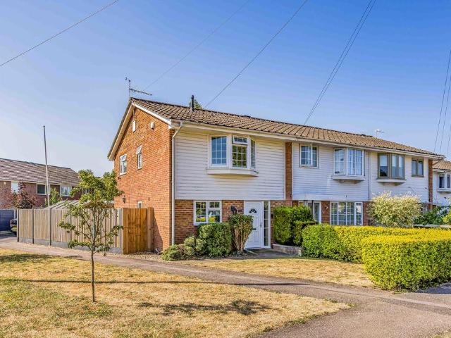 House for sale in Littlecote, West Sussex