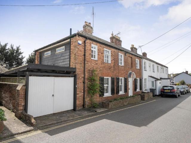 House for sale in Budlake, Devon