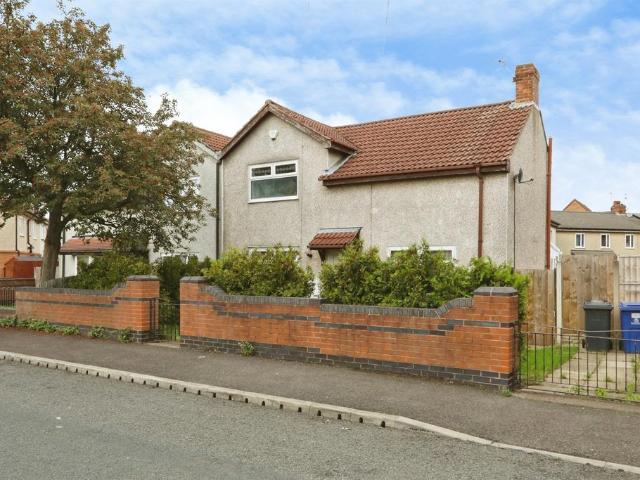 House for sale in Hatfield, South Yorkshire