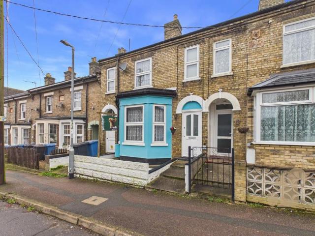 House for sale in Sudbury, Chelmondiston