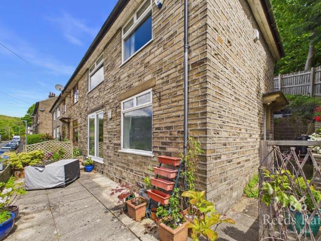 House for sale in Hebden Royd, Hebden Bridge