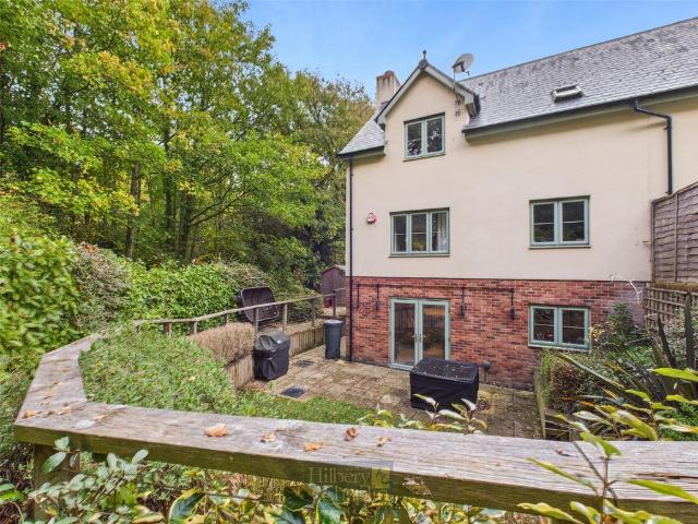 House for sale in Navestock Side, Essex