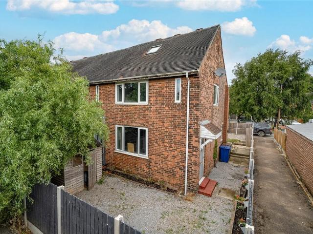 House for sale in Ulleskelf, North Yorkshire