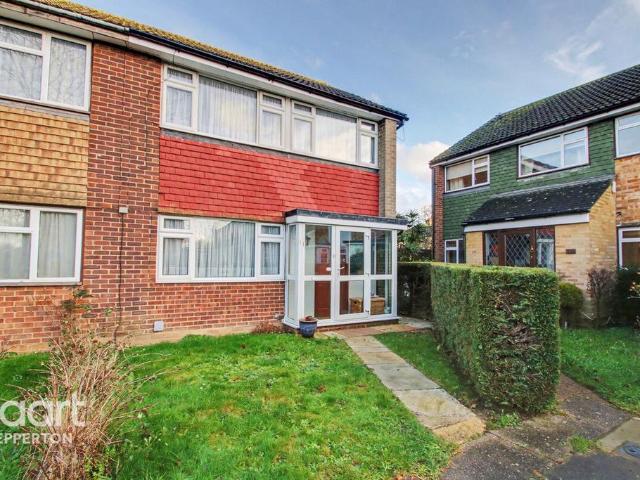 House for sale in Lower Halliford, Surrey