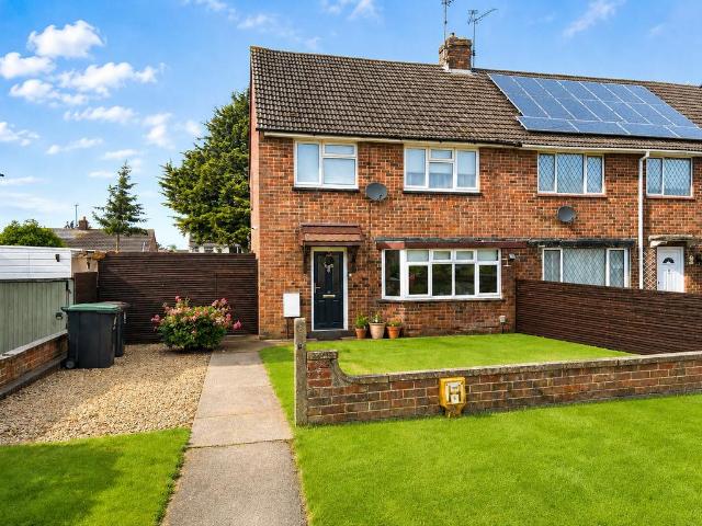 House for sale in Rushden