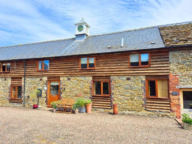 House for sale in Titley
