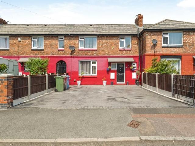 House for sale in Mosley, Trafford Park
