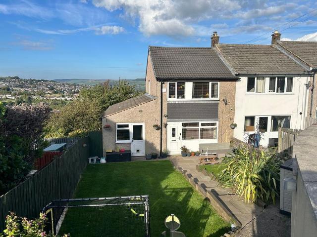 House for sale in Bogthorn, Bradford