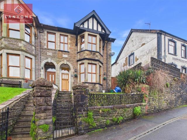 House for sale in Pontygwaith, Wales