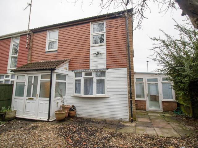 House for sale in Old Wharf, City Of Leicester