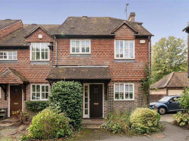 House for sale in Chiddingfold, Waverley