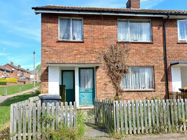 House for sale in Newnham, Bedford