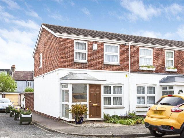 House for sale in London Borough of Croydon, Greater London