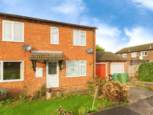 House for sale in Haydon Hill, Aylesbury