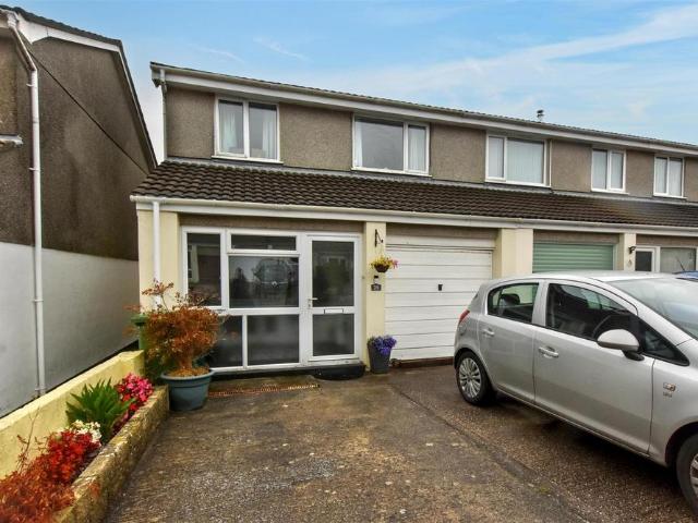 House for sale in Carharrack, Cornwall
