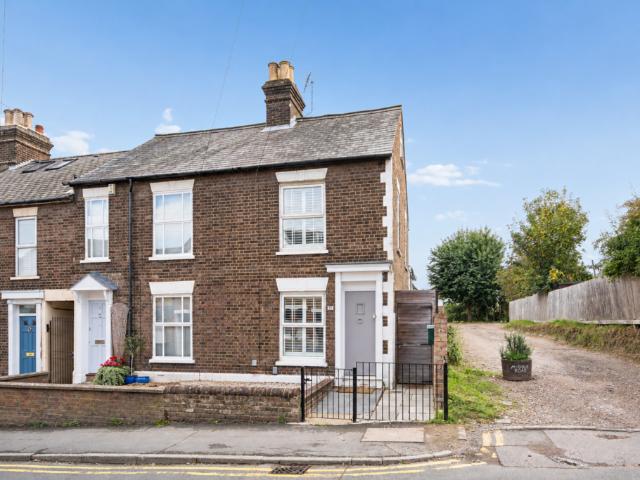 House for sale in Chiltern Park, Dacorum
