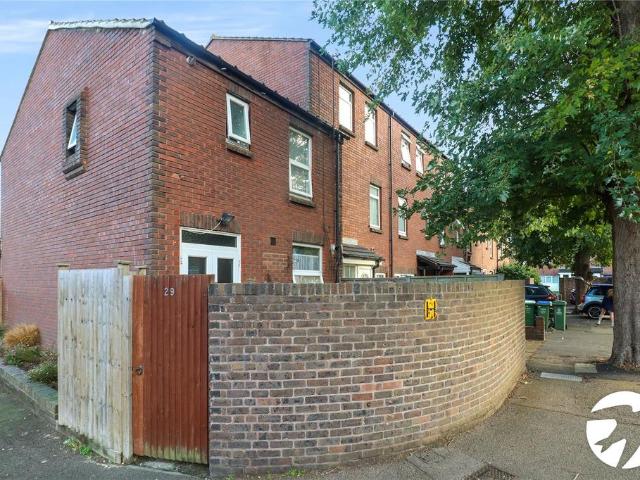 House for sale in London Borough of Bexley, Greater London