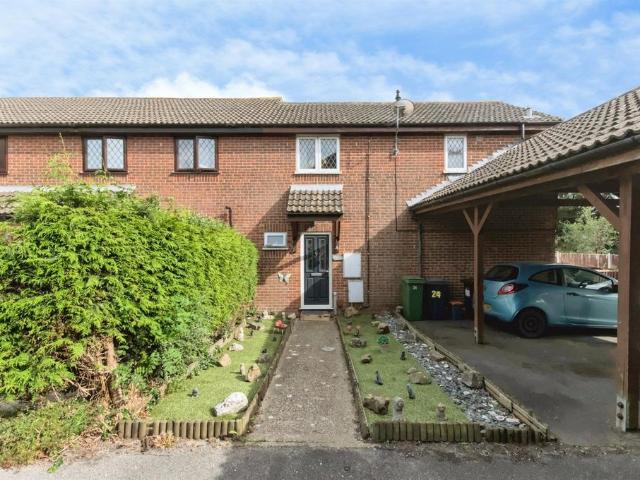 House for sale in Friday Street, Eastbourne