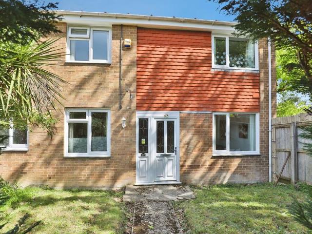 House for sale in Queens Park, Bournemouth