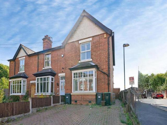House for sale in Sutton Coldfield, West Midlands