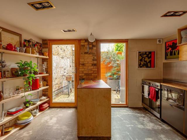 House for sale in Stoke Newington, Greater London