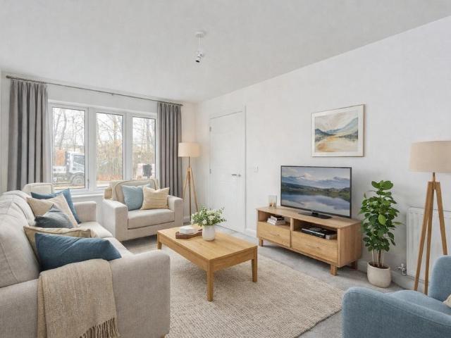 House for sale in Perryfields, West Sussex