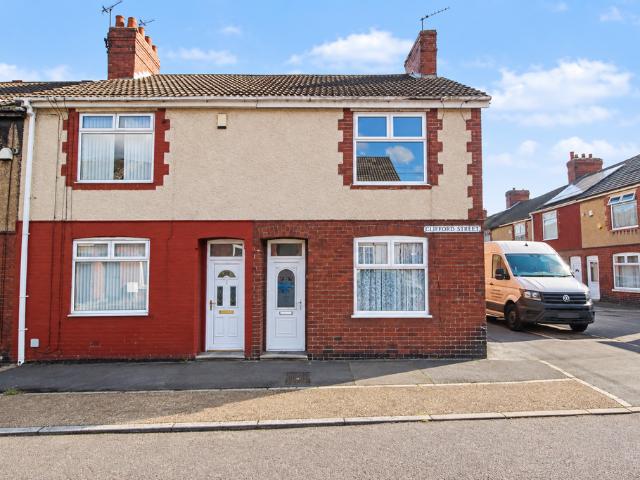 House for sale in South Kirkby and Moorthorpe, West Yorkshire