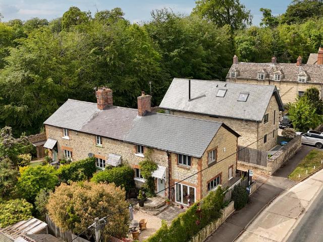 House for sale in Old Woodstock, West Oxfordshire