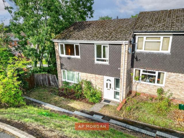 House for sale in Hunt End, Redditch