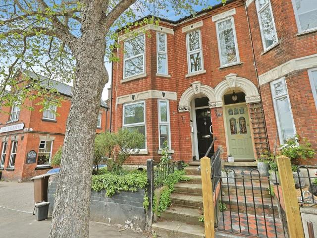 House for sale in New Catton, East Bank