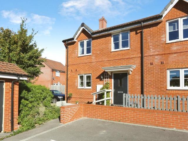 House for sale in Crowdhill, Eastleigh