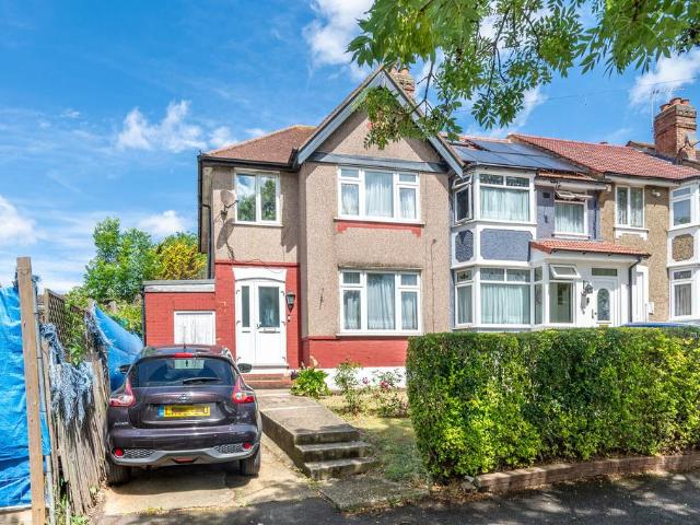 House for sale in London Borough of Ealing, Greater London