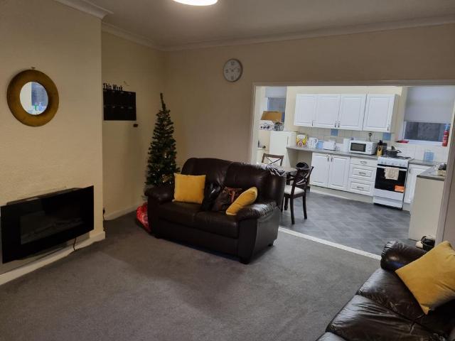 House for sale in Claremount, Northowram